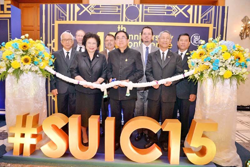 วีระ โรจน์พจนรัตน์ รมว.กระทรวงวัฒนธรรม ประธานเปิดงานประชุมวิชาการและการแสดงนิทรรศการ