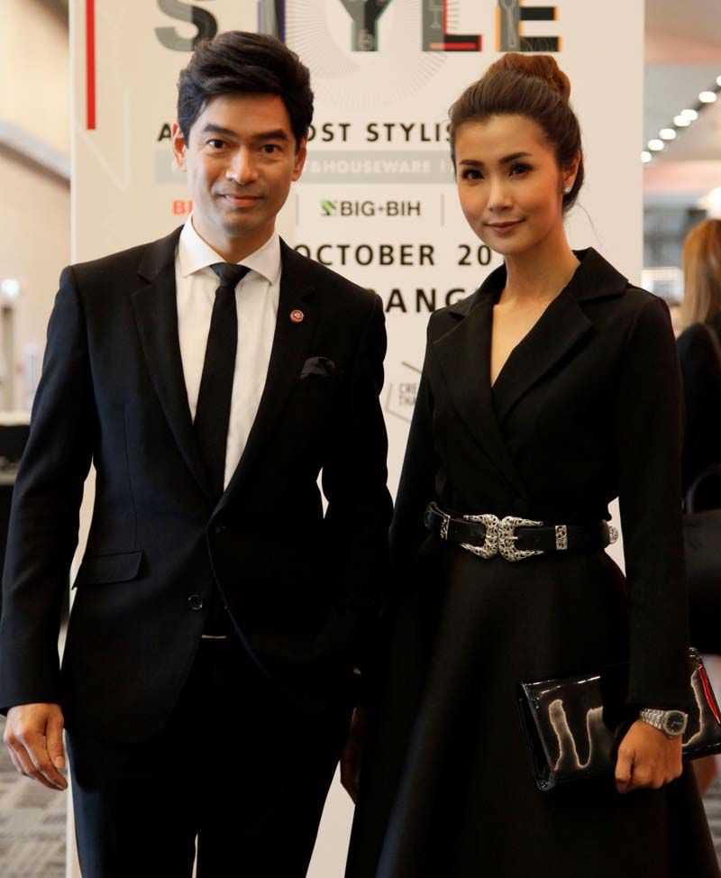 คู่หวานหัวใจมีสไตล์ วสุ แสงสิงแก้ว และ พริมรตา เดชอุดม