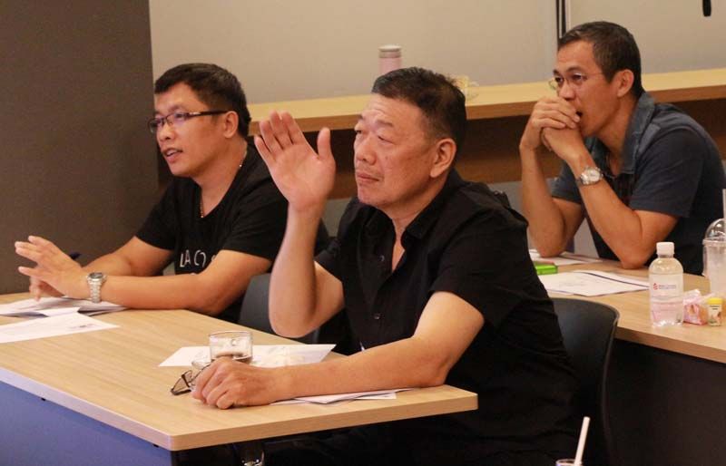 ผู้เข้าร่วมโครงการซักถามข้อสงสัยกับเหล่ากูรู