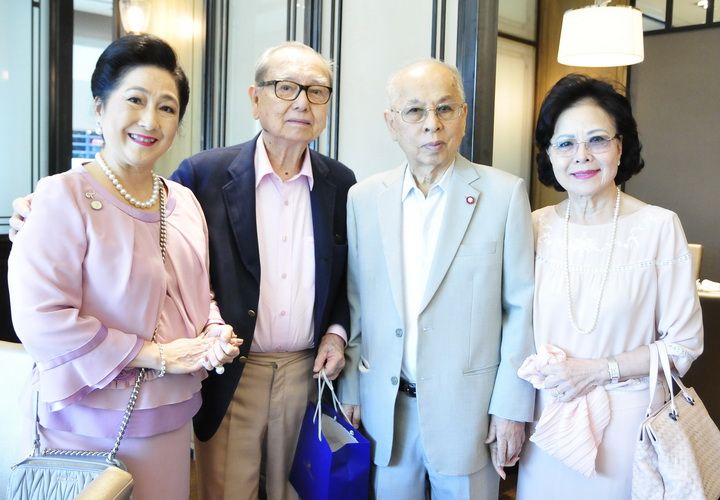 ยุพา-โพธิพงษ์ ล่ำซำ ร่วมยินดีกับเจ้าภาพ