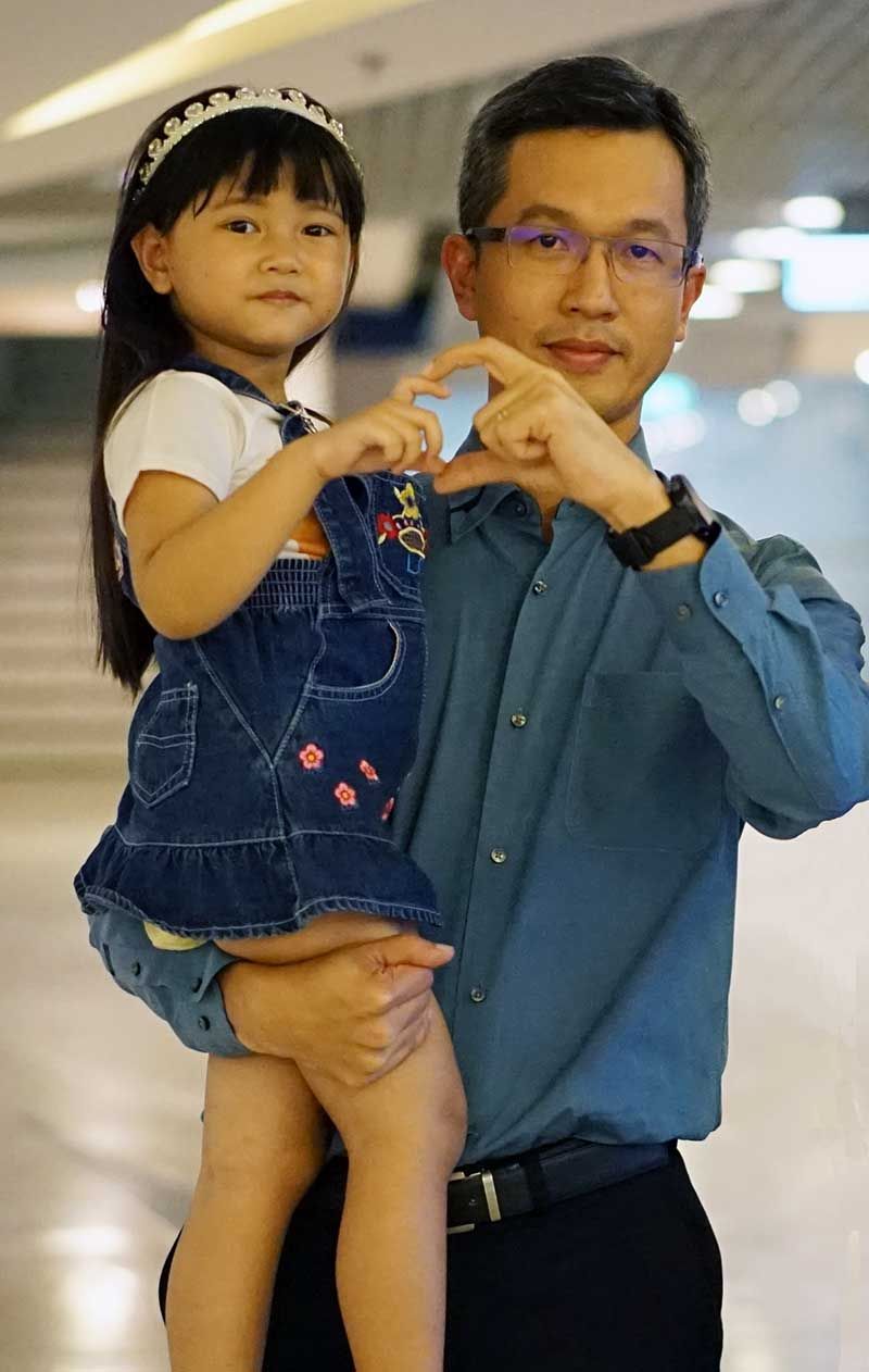 ธนะศักดิ์ พึ่งฮั้ว และน้องต้นชา-นัฐชานันท์ บุญพีระพัฒน์ 