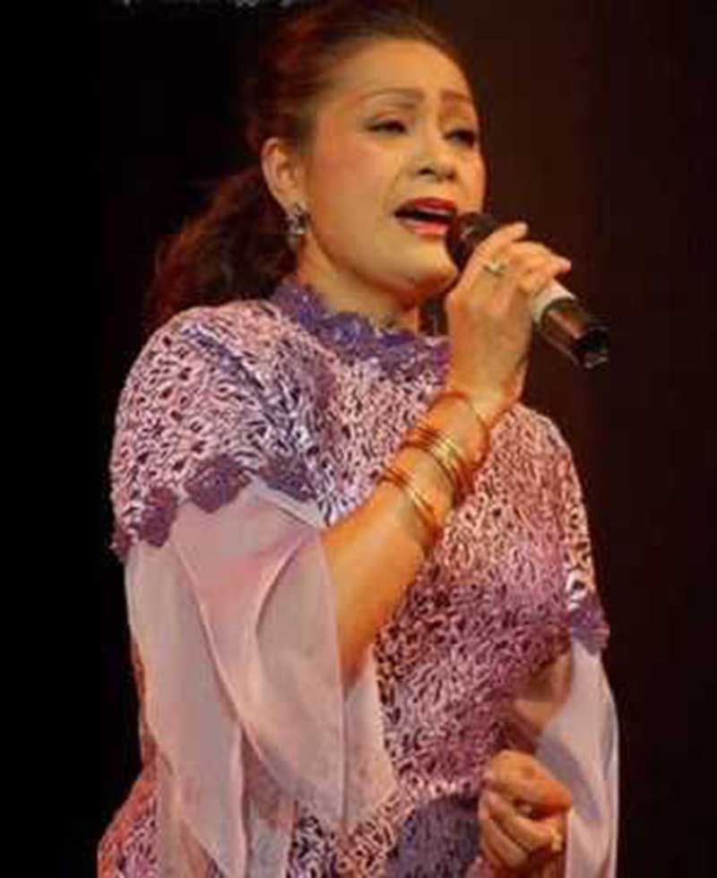 อุมาพร บัวพึ่ง