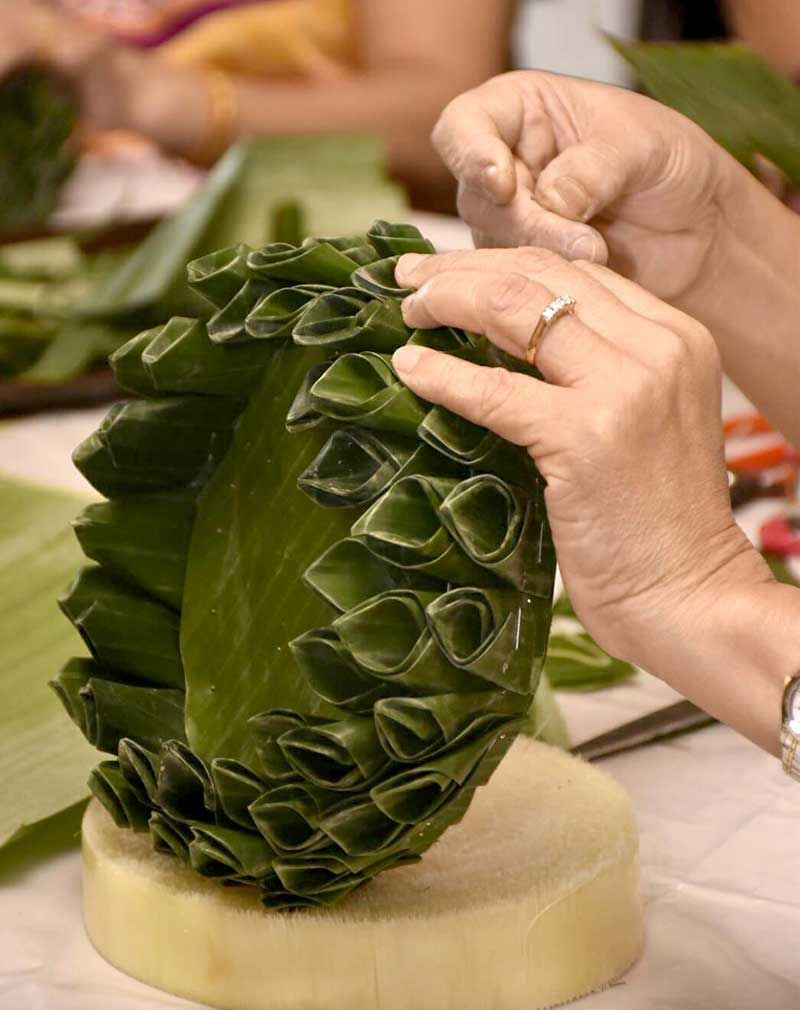กระทงกลีบเล็บมือนางซ้อน
