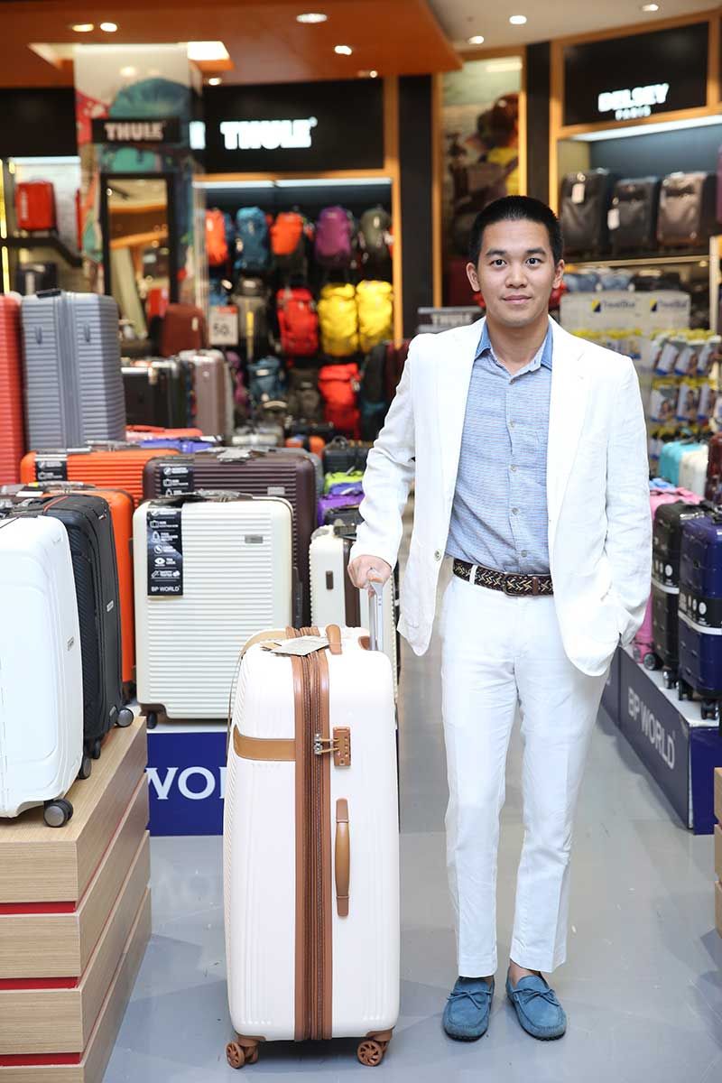 ปิ๊ง-ฐิตวัฒน์ วัชโรทัย 

