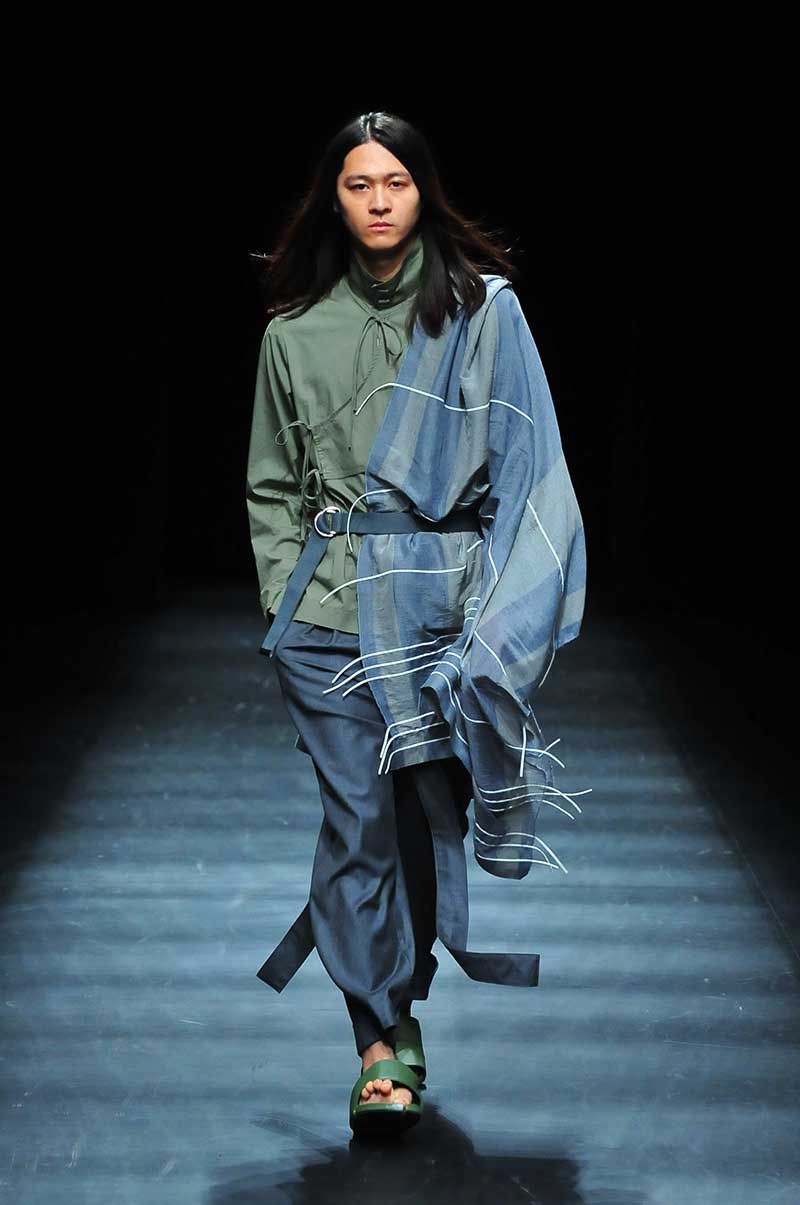 ผลงานของธีธัช ควรตระกูล 