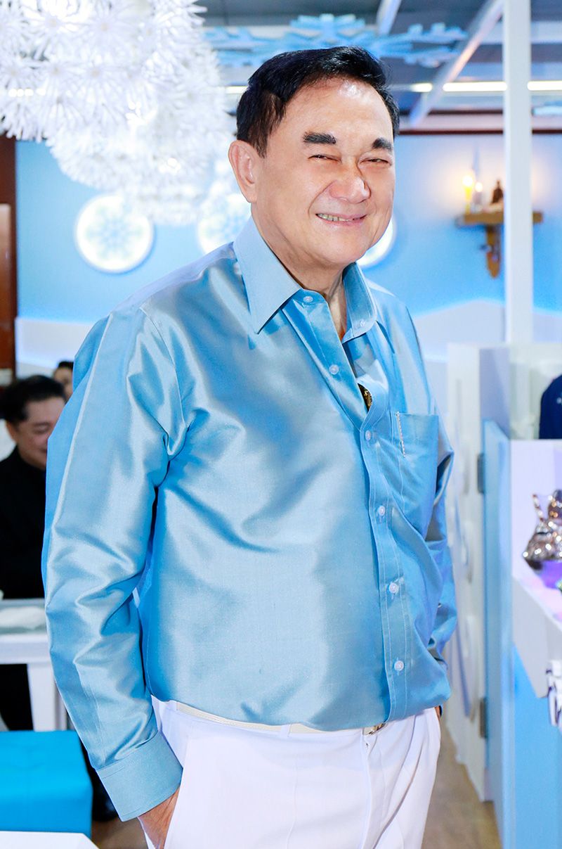 ดร.อัศวิน อิงคะกุล ประธาน กก.บริหาร มิราเคิล กรุ๊ป