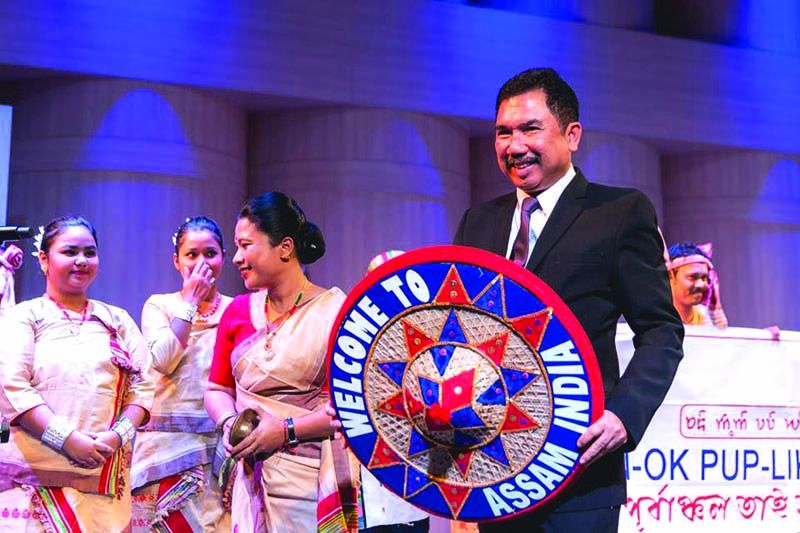 ศูนย์มนุษย์สิรินธรเชื่อมกลุ่มชาติพันธุ์ไท