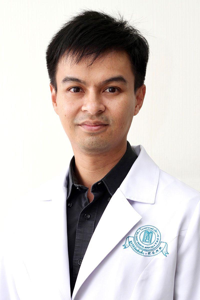 นพ.อุเทน บุญอรณะ