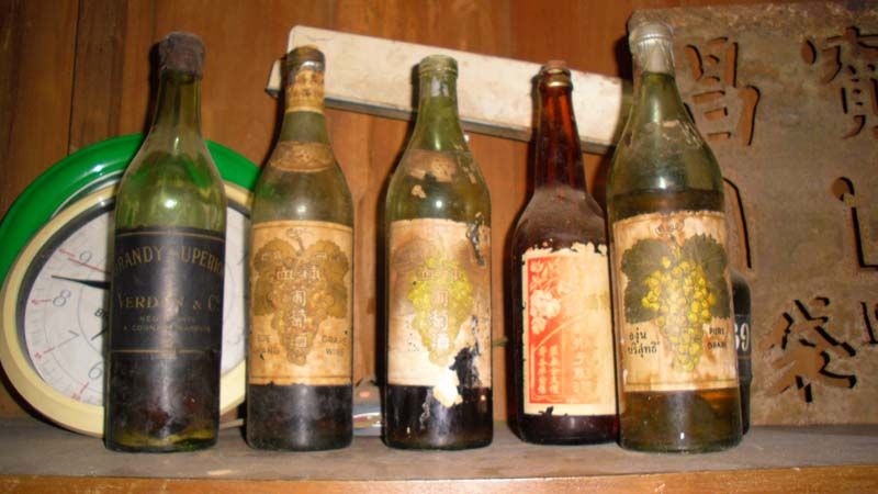ขวดเก่าเหล้าญี่ปุ่น