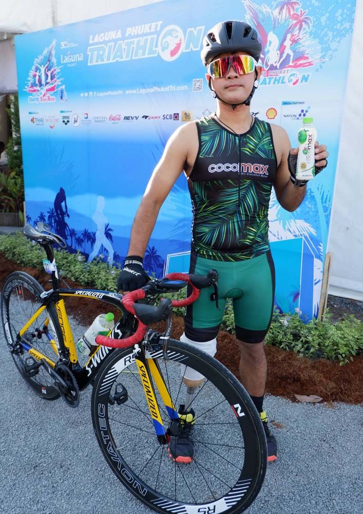 แดง โพธิ์สูง นักปั่นผู้พิการขา