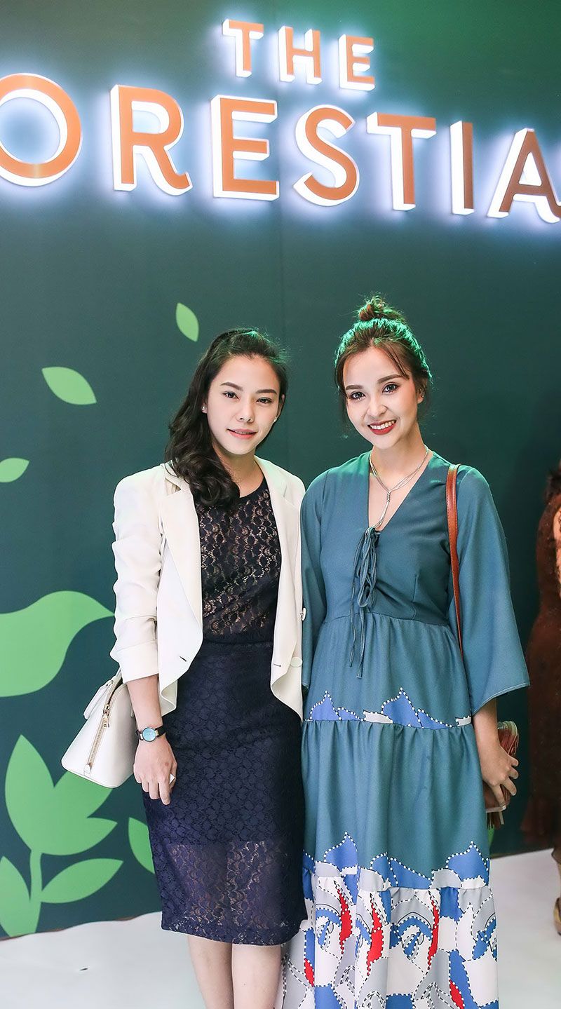 หทัยรัตน์ สิริศรีสกุลชัย และ พัชมน สินธนเจริญวงศ์