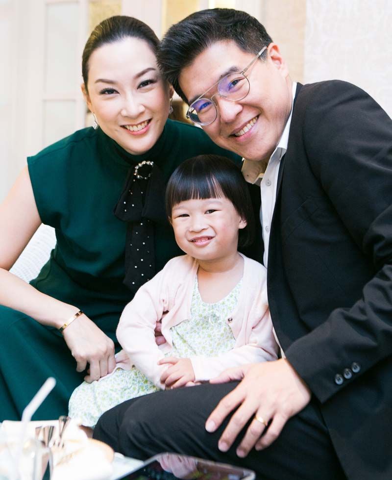 กนกวรรณ เศรษฐพงศ์วนิช มาพร้อมครอบครัว