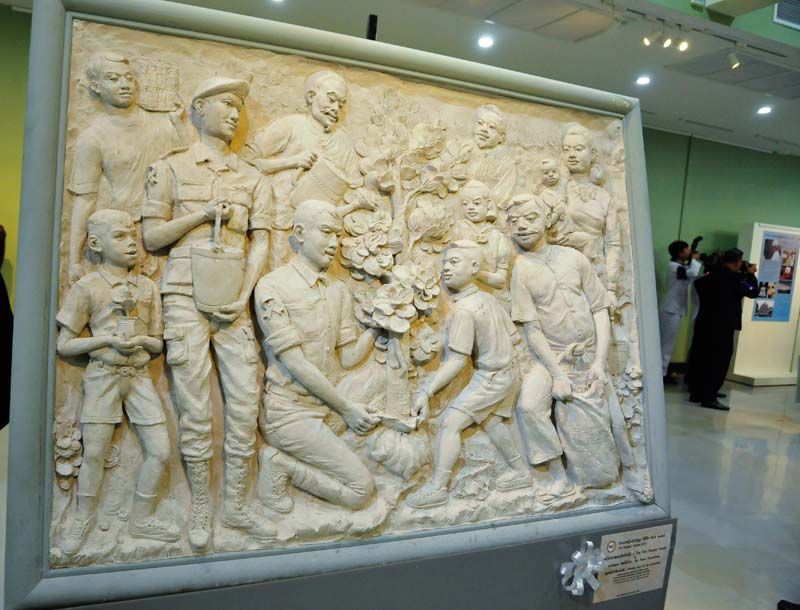 ส่วนหนึ่งของผลงานในนิทรรศการศิลปะปูนปั้นแห่งประเทศไทย ครั้งที่ 17 ประจำปี 2560