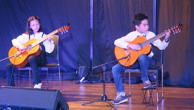 โชว์ Guitar Talent