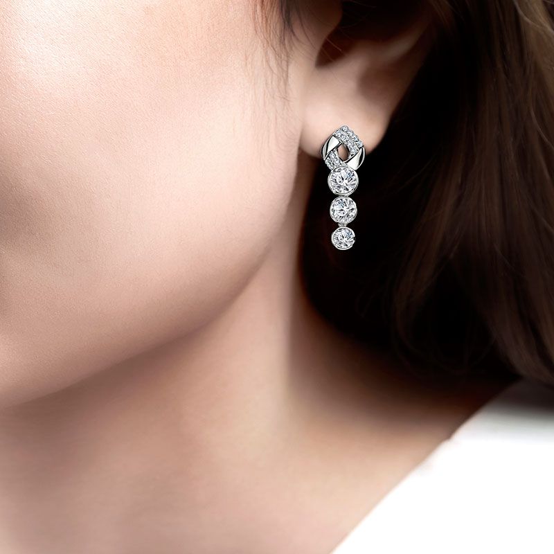 ต่างหูเพชร-ไวท์ โกลด์ บิวตี้ อิน โมชั่น