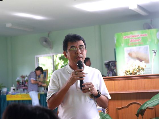 ปราโมทย์ เข็มขาว