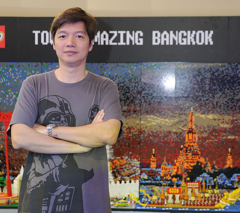 เกียรติพิเชษฐ์ โคมิน โมเดลบิลเดอร์ เจ้าของผลงานวัดอรุณราชวราราม ราชวรมหาวิหาร และเรือพระที่นั่ง 3 ลำ