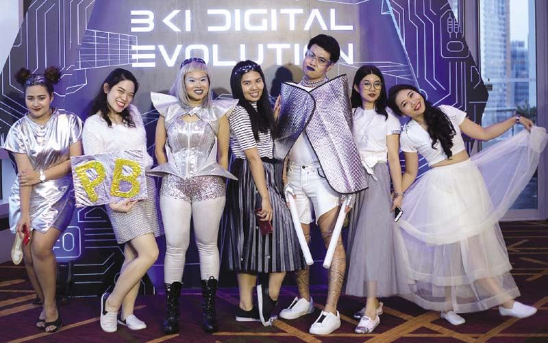 สีสันและบรรยากาศภายในงานกับธีมดิจิทัล