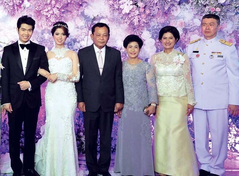 พล.อ.ดาว์พงษ์รัตนสุวรรณ องคมนตรี ร่วมอวยพร