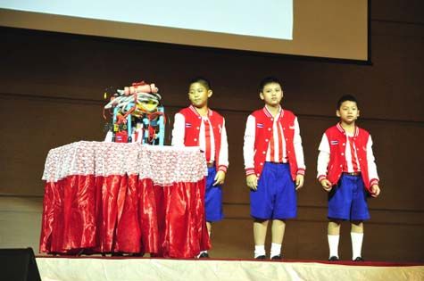 น้องๆ คนเก่งแห่งอัสสัมชัญประถม ทีมหุ่นยนต์กู้ภัยใต้น้ำ