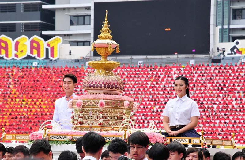 ขบวนพระเกี้ยว