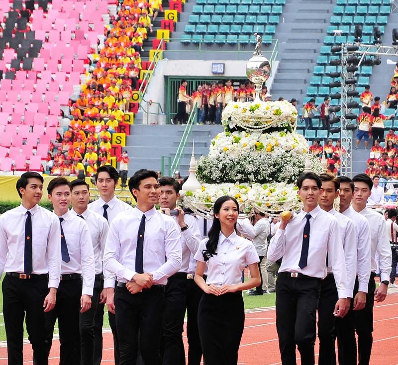 ขบวนเสลี่ยงธรรมจักร