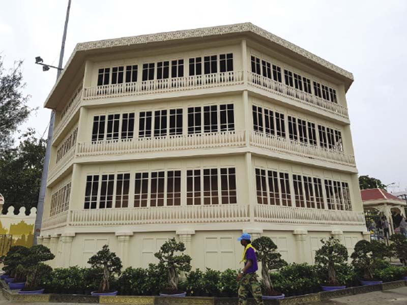 ฉากพระที่นั่งวิมานเมฆ