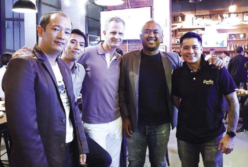 	เจอราลด์ฮูการ์ดี้และทีมดูคาติไทยแลนด์