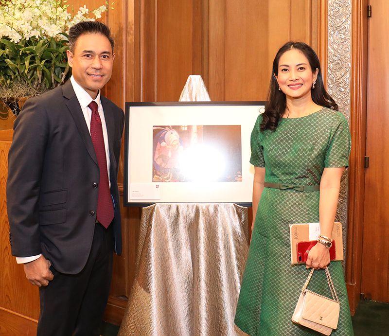 ม.ล.คฑาทอง ทองใหญ่ กับ ม.ล.รดีเทพ เทวกุล