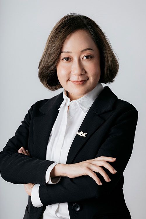 ศิรฐา สุขสว่าง ผช.กก.ผอ.สายการตลาด บมจ.เอ็ม บี เค