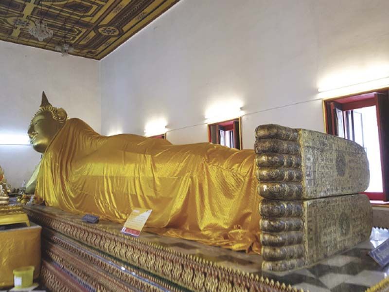 พระไสยาสน์วัดปรมัยฯ