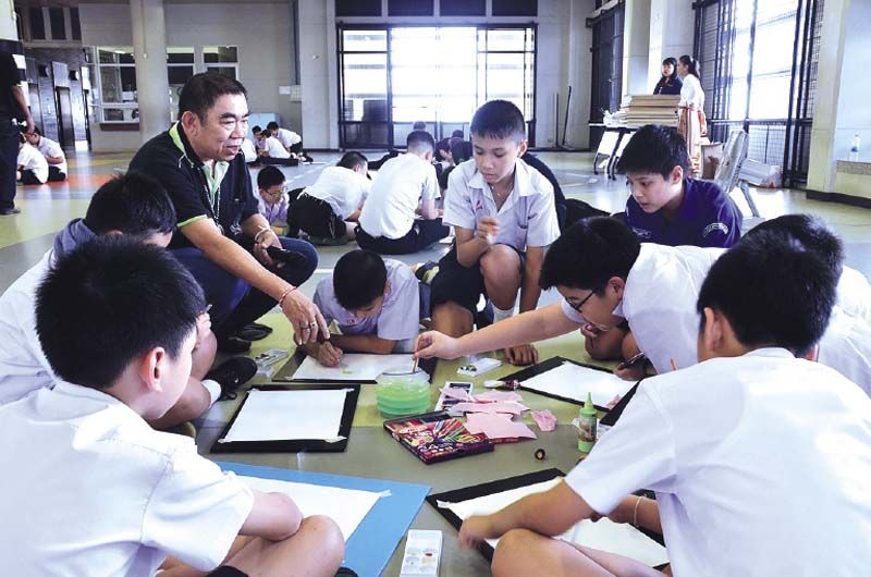 บรรยากาศการทำชิ้นงานของน้องๆ สนุกสนานไปกับการเรียนรู้สิ่งใหม่ๆ