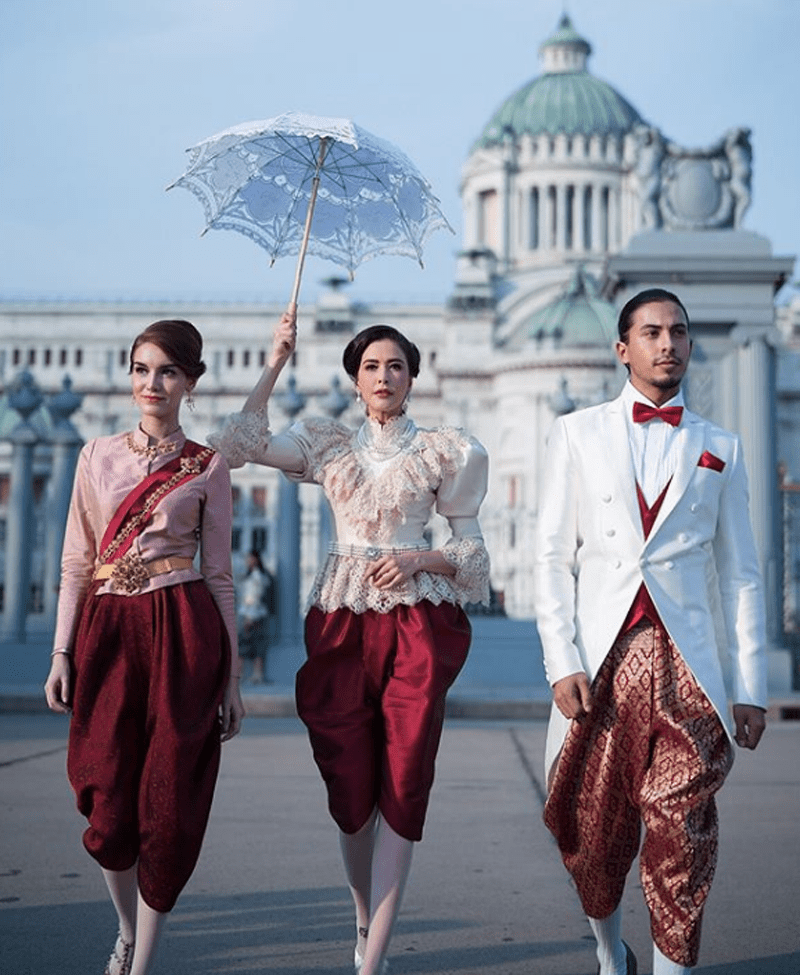 ศรีริต้า เจนเซ่น พาลูกทีม เจนนี่ - โจเซฟ จากเดอะเฟซ ไทยแลนด์ 