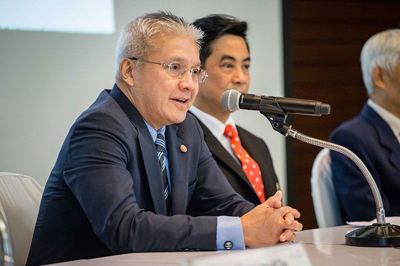 ศ.นพ.กุลวี เนตรมณี

