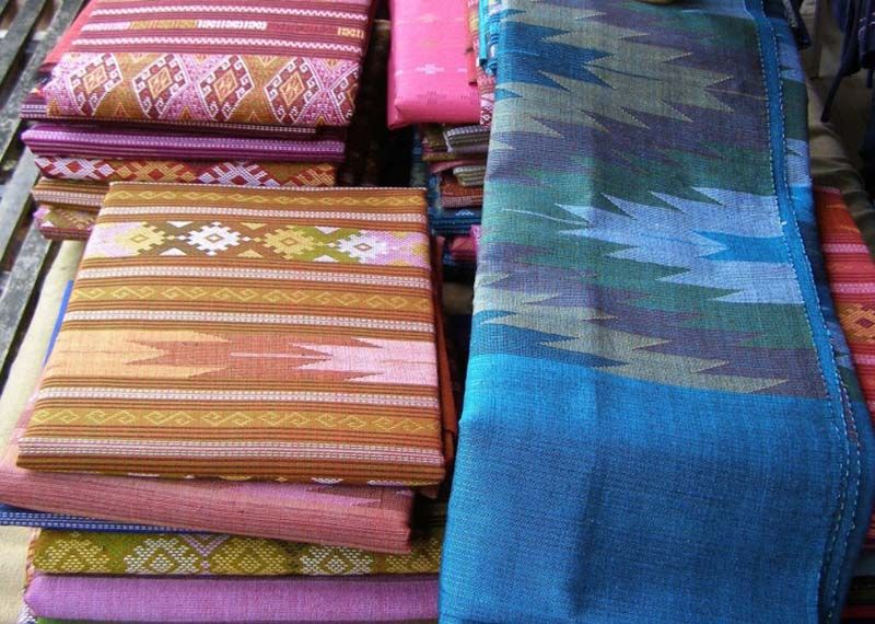 ผ้าลายน้ำไหล