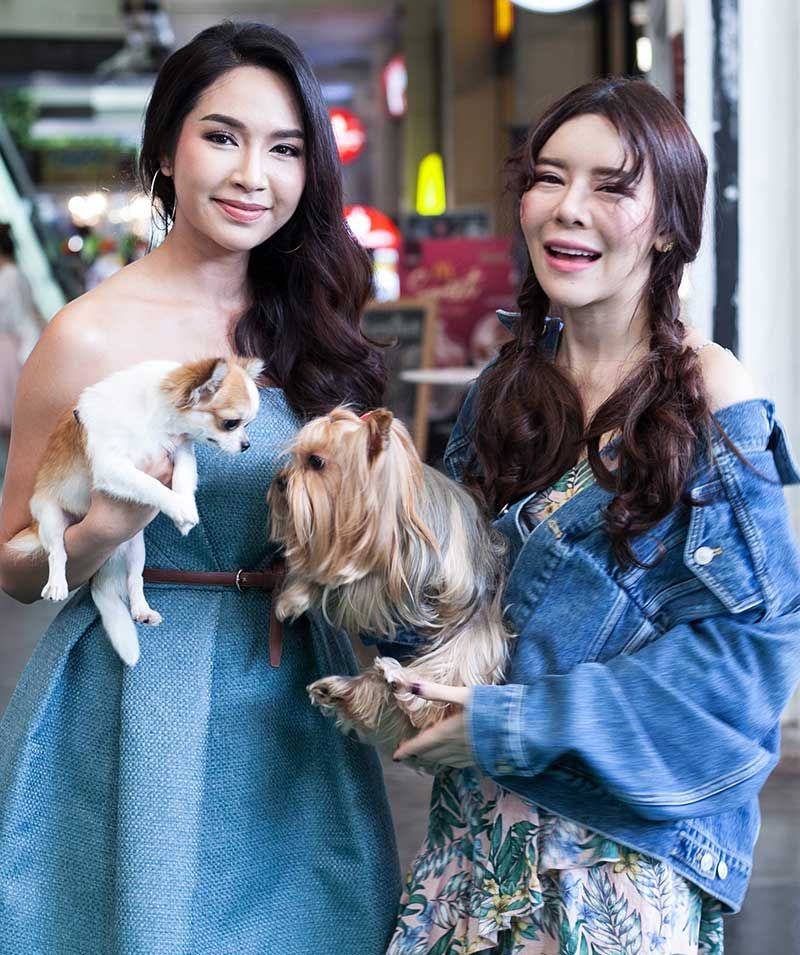 พิชชากร เคียร่า บาลลา, แคทเธอลีน ลี