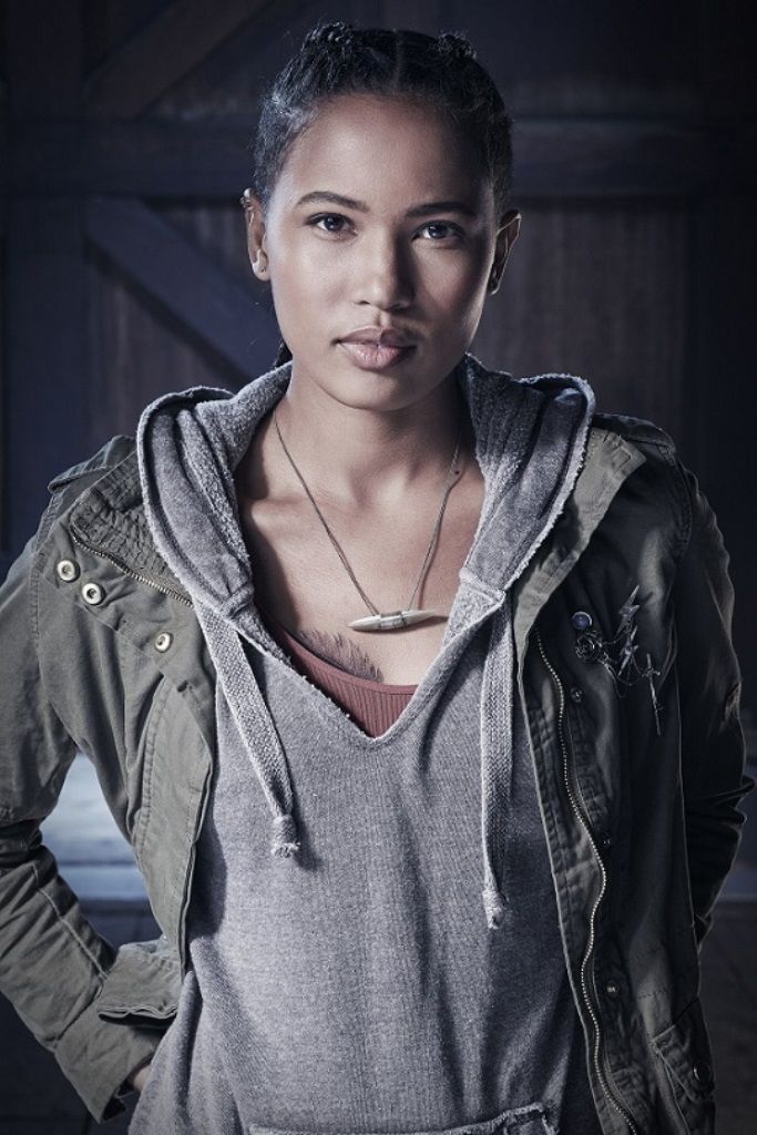 โฟลา อีแวนส์-อาคิงโบลา