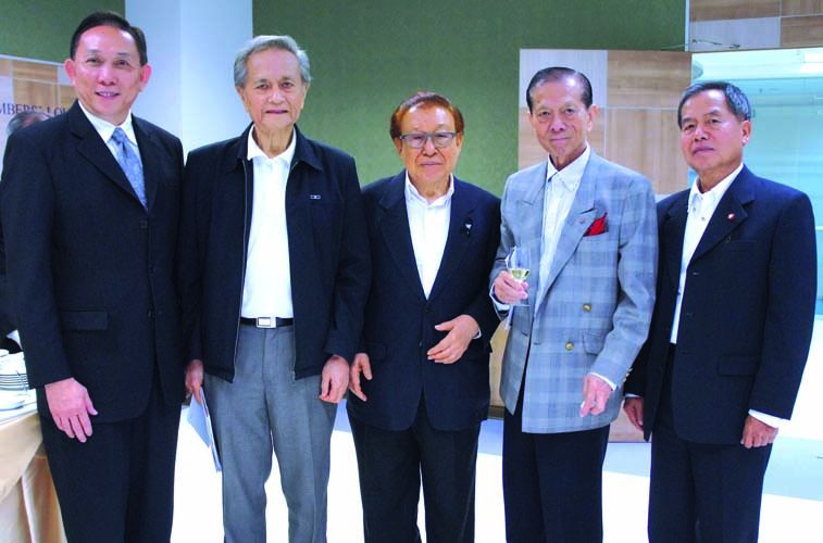 ศุภชาติ อังคสุวรรณศิริ, ร้อยโท ดร.สุวิทย์ ยอดมณี,ดร.วิวัฒน์ มุ่งการดี, สัตยาพร ต้นเต็มทรัพย์