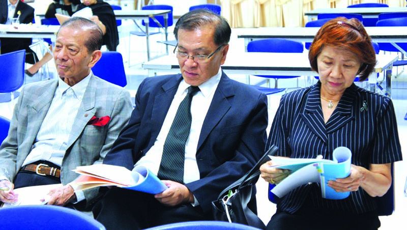 สัตยาพร ต้นเต็มทรัพย์, มานพ เมฆประยูรงาม