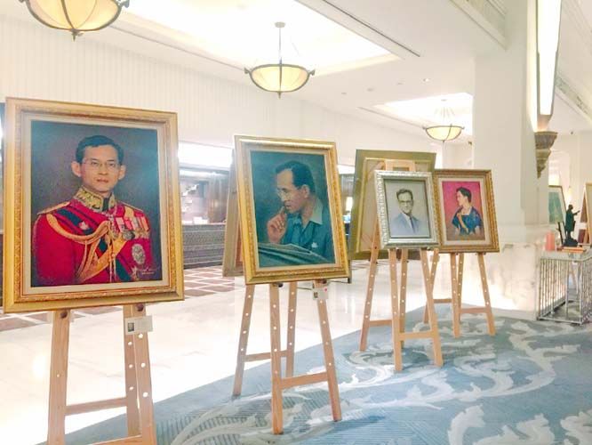 นิทรรศการ “ธรรมดี ที่พ่อทำ” บริเวณ โถงล็อบบี้ โรงแรมอนันตรา สยาม กรุงเทพ