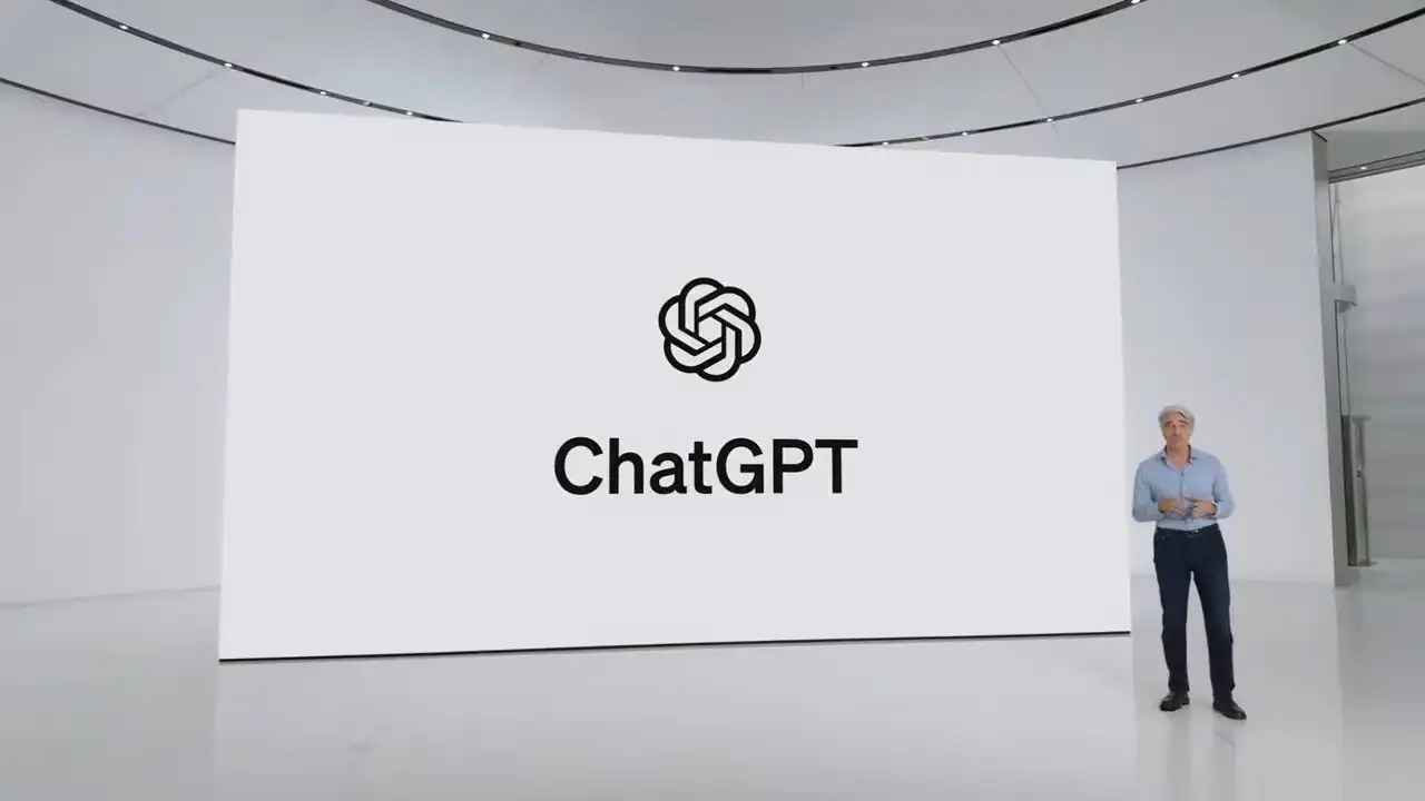 手機顯示受 Intune 安全控管的企業版 ChatGPT 介面