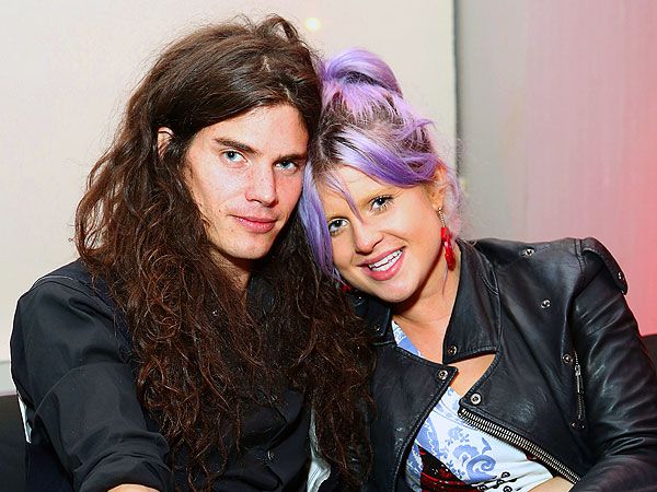 She is expecting her first child with boyfriend, slipknot singer . Kelly Osbourne Engaged To Matthew Mosshart Jack Osbourne Confirms Happy News People Com