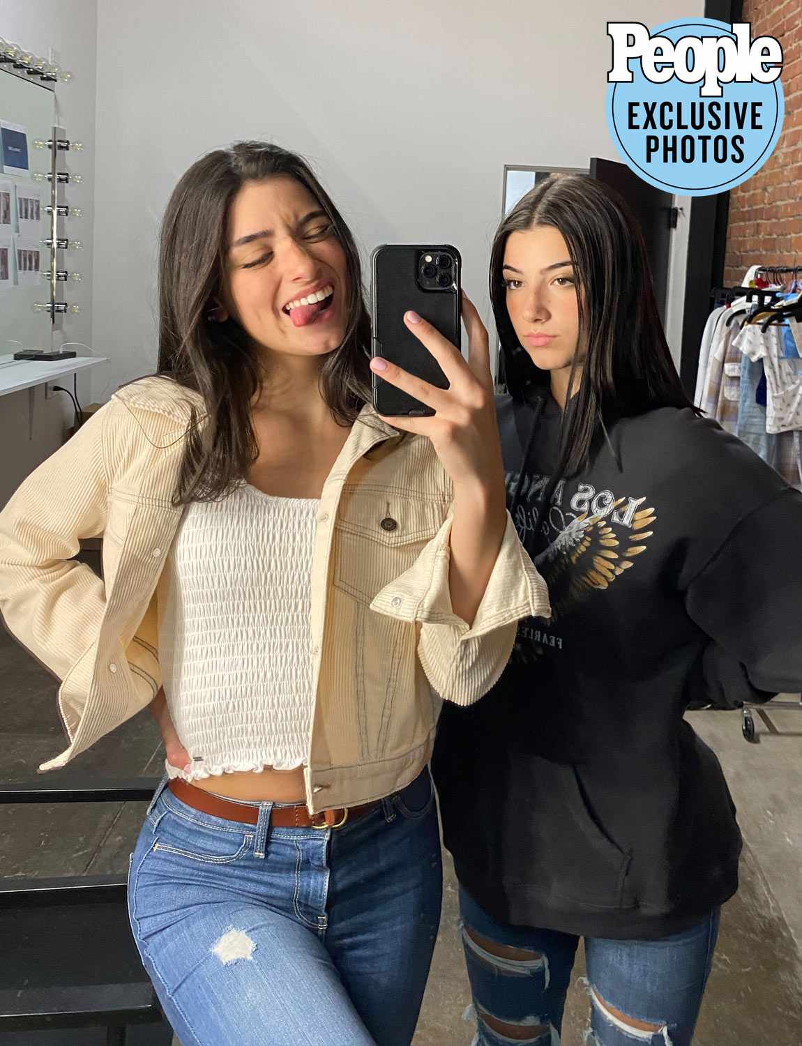 pic Dixie D'amelio Outfits Jeans charli and dixie d amelio are the new