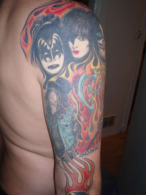 Rock N' Roll Tattoo 800_x_600_jpg
