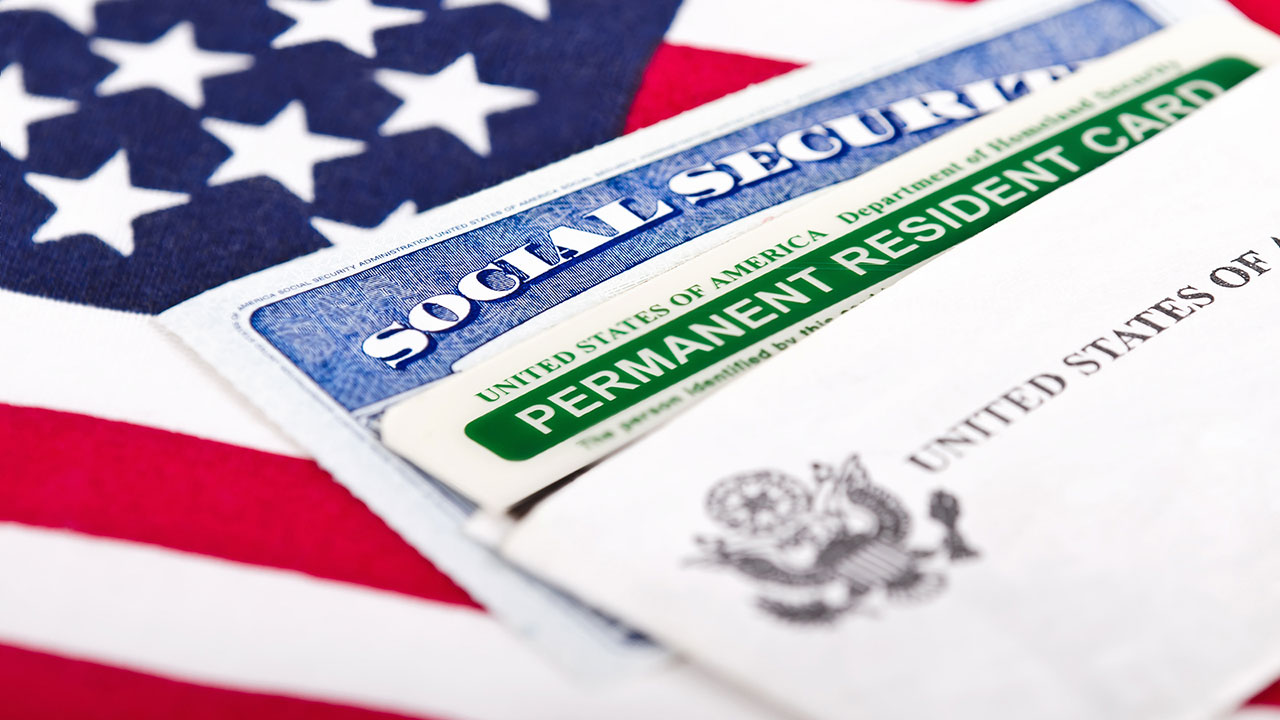 Resident, foreign travel is one of the important rights that you enjoy. Green Card baÅvuru tarihleri belli oldu - ShiftDelete.Net