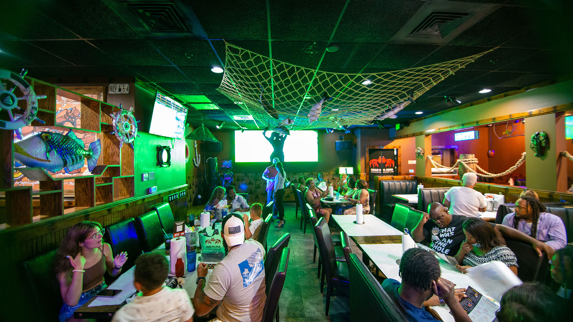 maison du crab seafood restaurant and bar - pompano beach - pompano beach fl on pompano pet lodge promo code