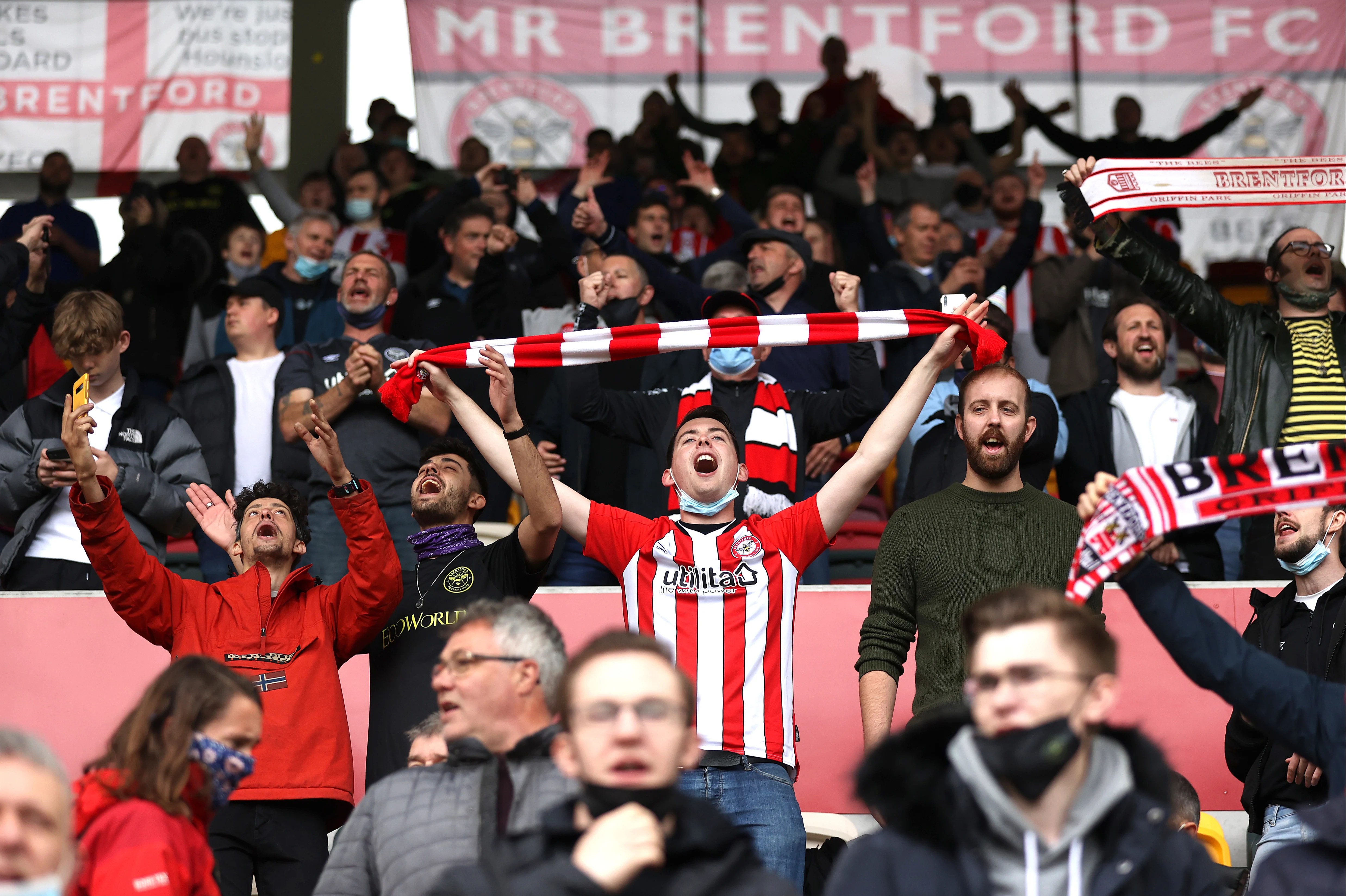 brentford lost to fulham in last year's playoff final last august. Brentford And Swansea Fans Get Extra Playoff Final Tickets As Wembley Capacity Hits 12 000 Evening Standard