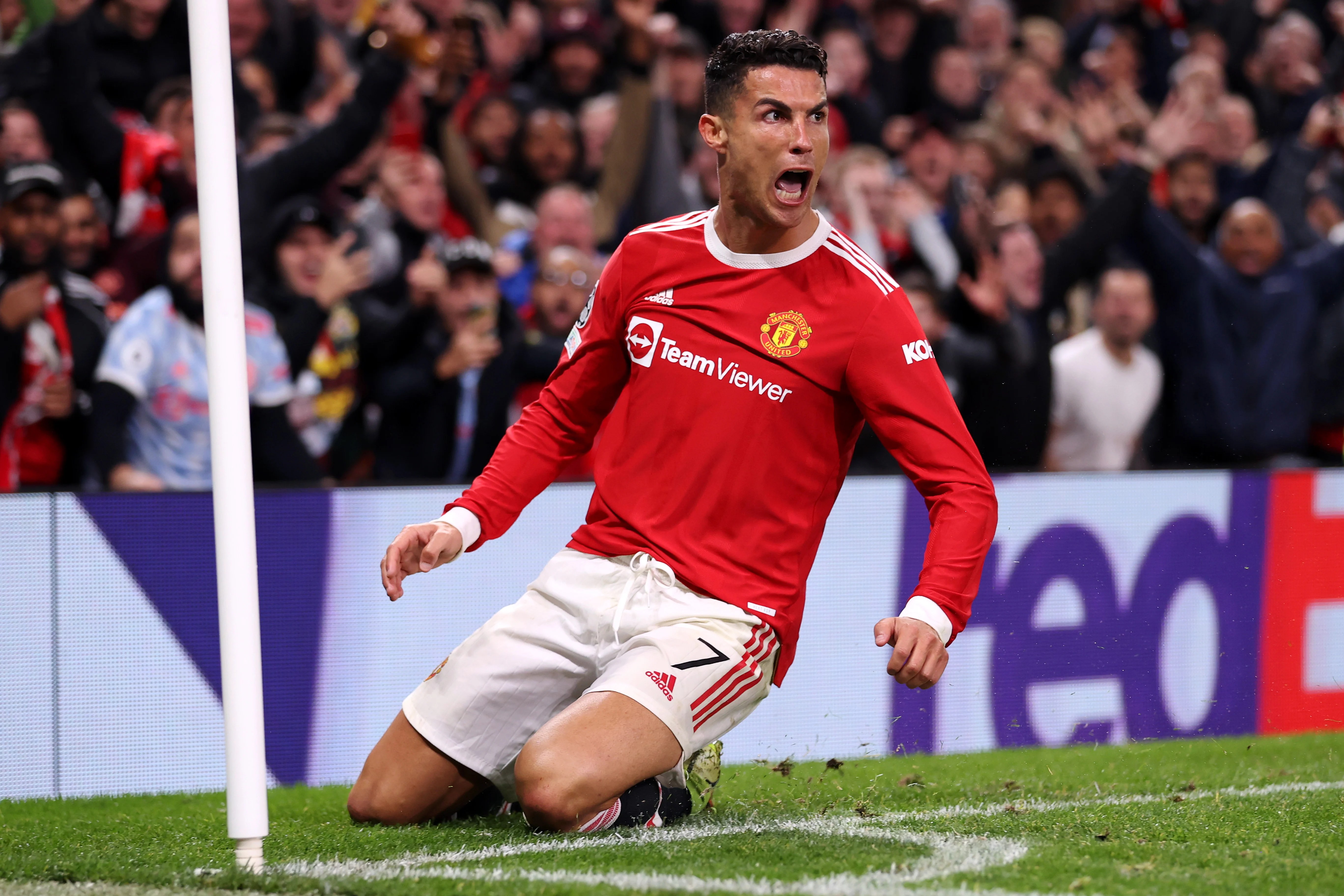 127215296 likes · 2716867 talking about this. Man United 3 2 Atalanta Ronaldo Rescues Solskjaer In Another European Comeback Evening Standard