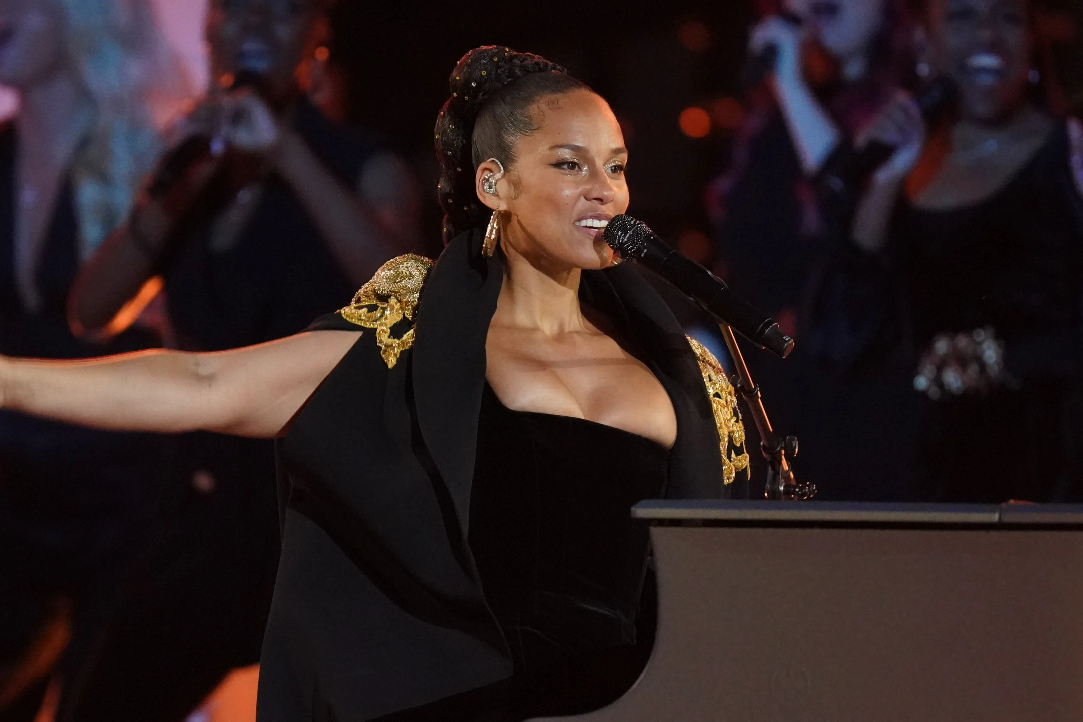 Capital Jingle Bell Ball Tickets Tour Dates Uk 2026 Ticketport - Ultra HD Colorful Backgrounds for Desktop