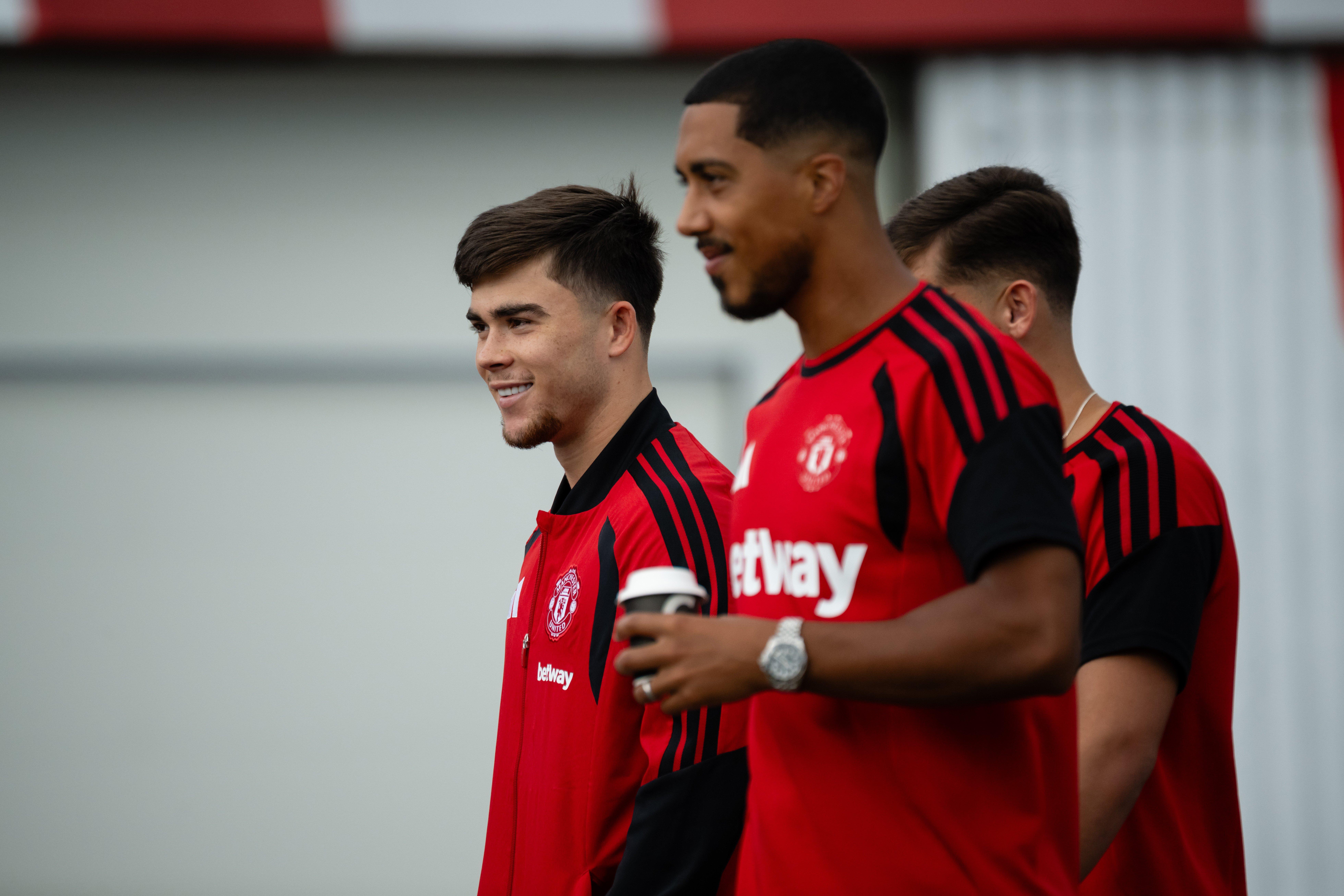 Manchester United vs PSG: Starting Lineup Revealed! Injury Updates & Pre-Season Friendly Live (2026)